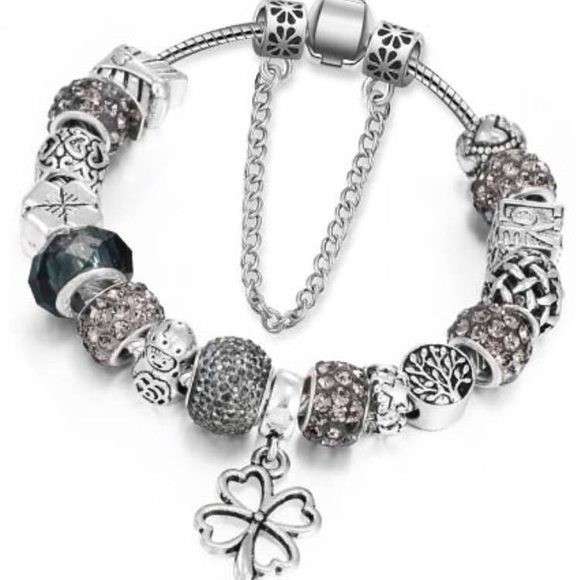 Bracelets - Picture 2 of 5